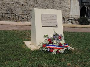 2019 07 05 TOULON HOMMAGE A NOS DISPARUS ET MORTS DU 5 07 1962 A ORAN (75)